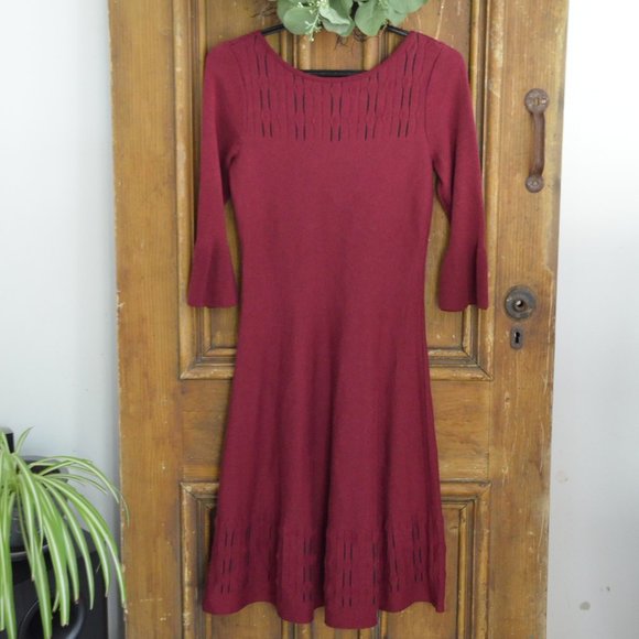 Nic & Zoe Burgundy Illusion Twirl Knit Sweater Dress Womens Size XS Bell Sleeves - Picture 3 of 15